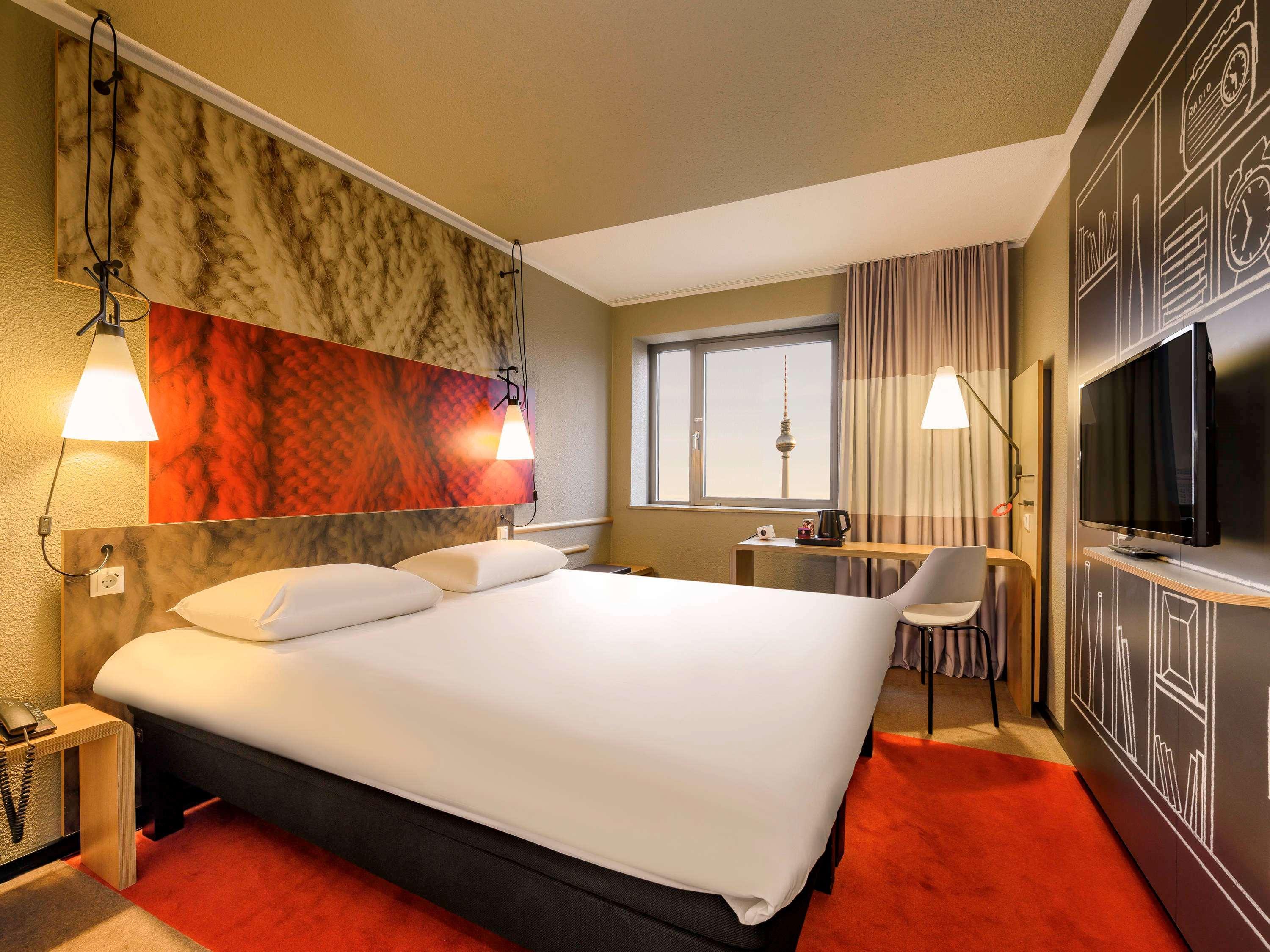 Ibis Berlin Mitte Hotel Bagian luar foto