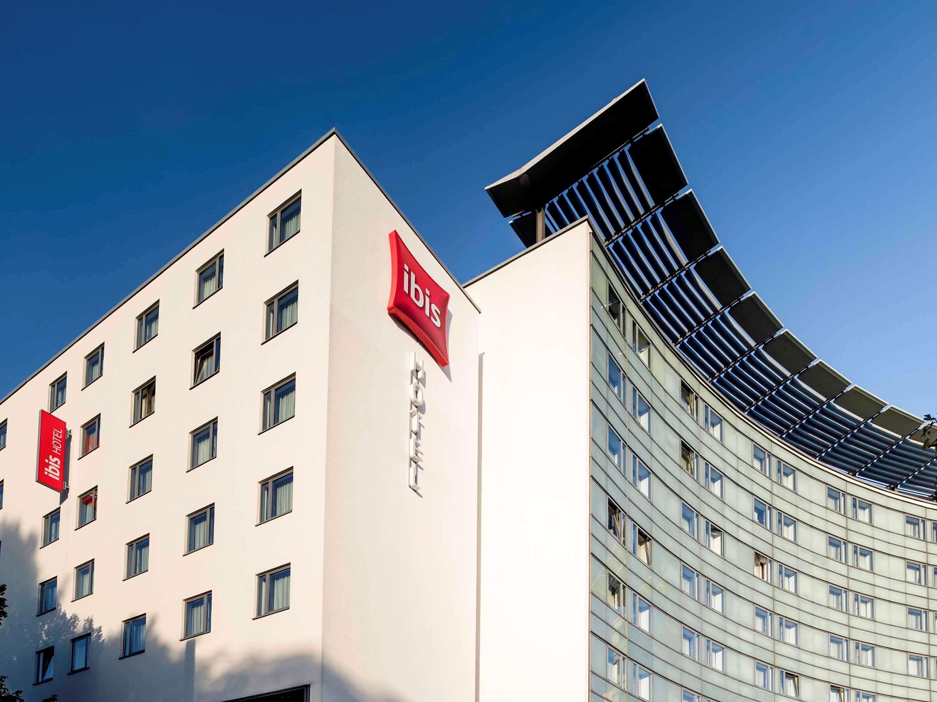 Ibis Berlin Mitte Hotel Bagian luar foto