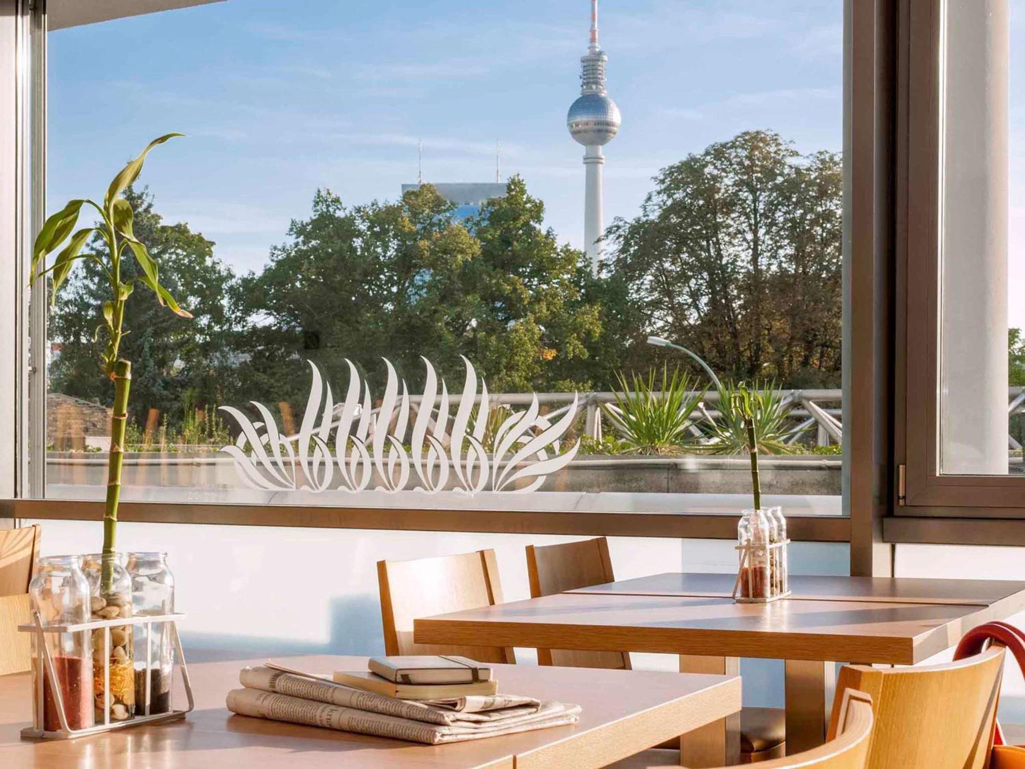 Ibis Berlin Mitte Hotel Bagian luar foto